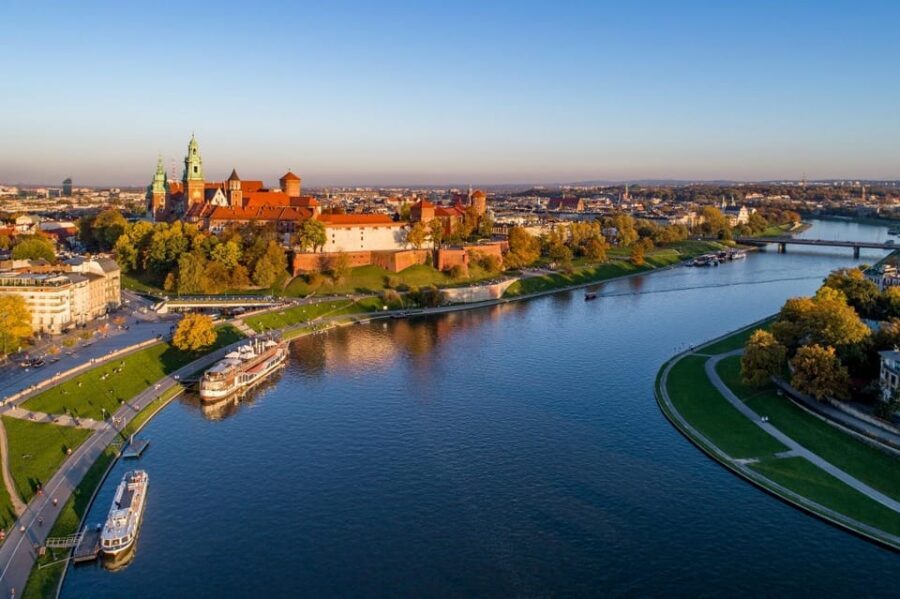 Picturesque Cruise on the Vistula in the Heart of Krakow - Where to board: Inflancki Boulevard and the Cracowboat sign