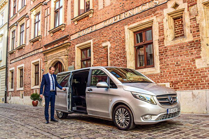 Private Transfer from/to the Krakow Airport - On the Road: Calm Driving, English Help, and Real Advice