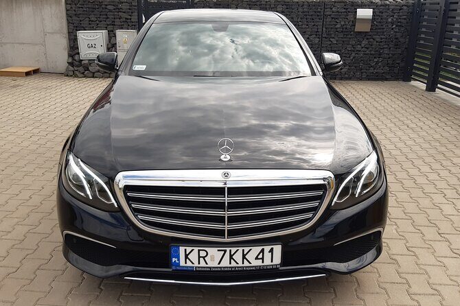 Private transfer: Krakow Airport - Krakow City - How Long the Transfer Really Takes (And Why Traffic Changes Everything)