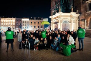 Pub Crawl + Unlimited Drinks + VIP entry + Drinking Games & Photographer - Where you meet: Rynek Główny by St. Mary’s and Hard Rock Cafe