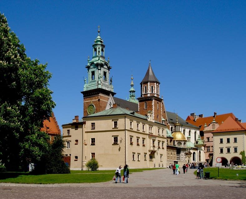 Rynek Underground Museum & Wawel Castle, Cathedral - Cracow - Wawel Cathedral: coronations, prayer, memory