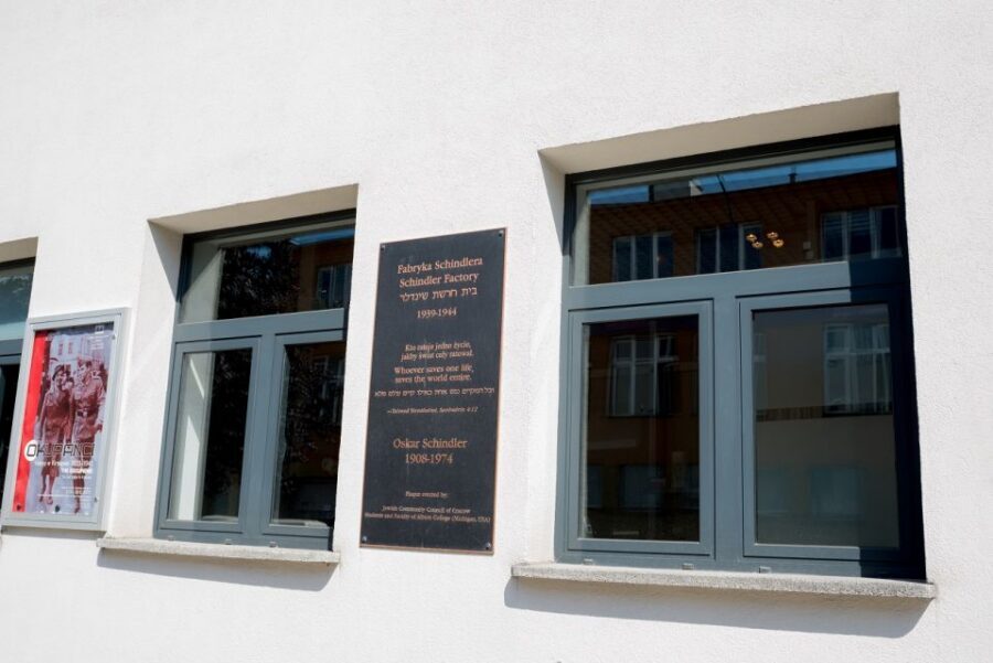Schindler's Factory, Ghetto and Plaszow Camp Guided Tour - Why this Schindler and Płaszów route feels different