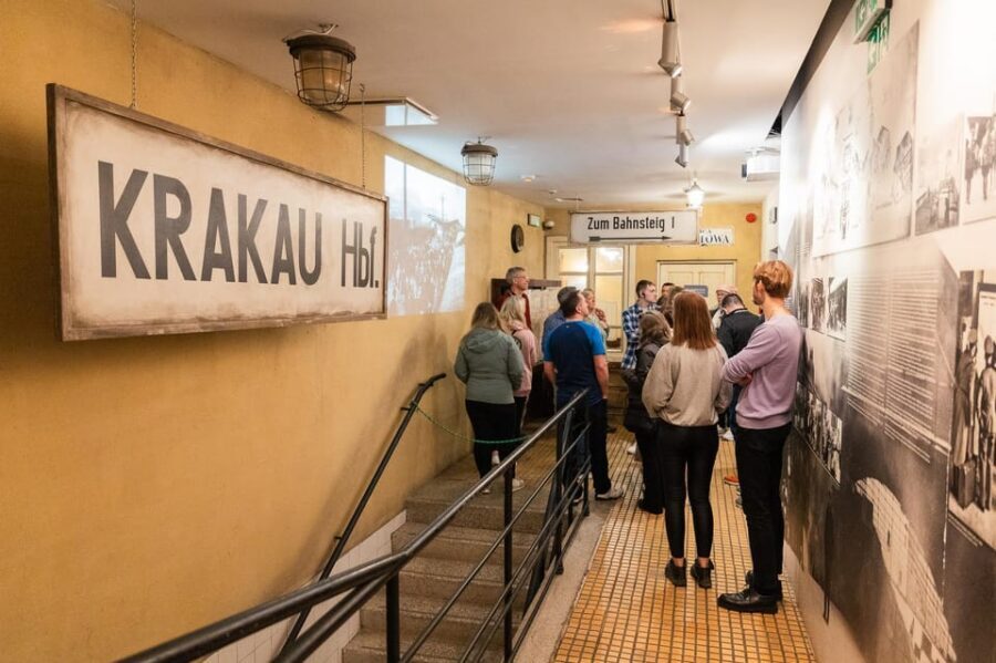 Schindler's Factory Skip-the-line Guided Tour with Options - World War II in Kraków: why the setting matters
