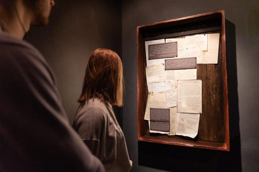 Schindler's Factory Skip the Line Ticket & Guided Tour - The 1.5-Hour Format: How This Guided Tour Uses Your Time