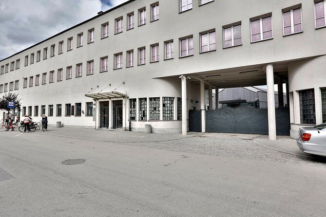 Schindler's List - Oskar Schindler Factory Museum Guided Tour - Authenticity vs expectations: how heavy the subject feels