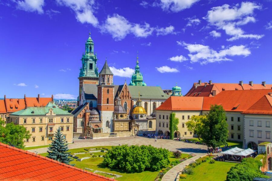 Skip-the-Line Wawel Castle Chambers Private Tour - Key things to know before you go