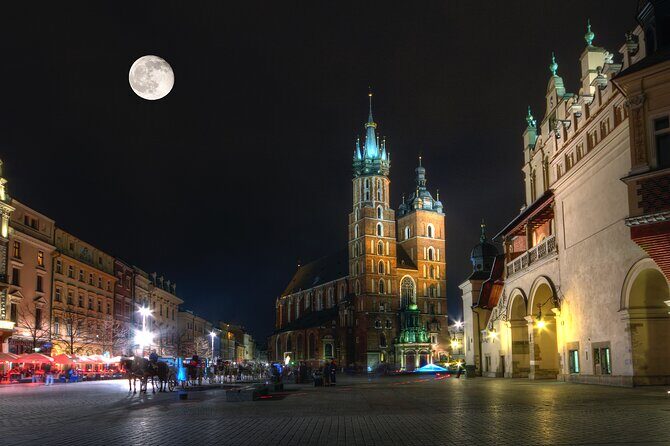 Small-group Rynek Underground Museum Guided Tour in Krakow - 90 minutes under the Main Market Square: the paced walkthrough