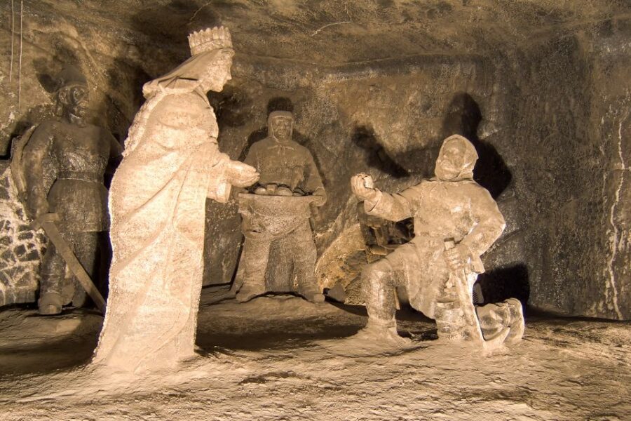 Unesco List; Wieliczka Salt Mine Half-Day Tour from Kraków - Who should book this half-day salt mine tour