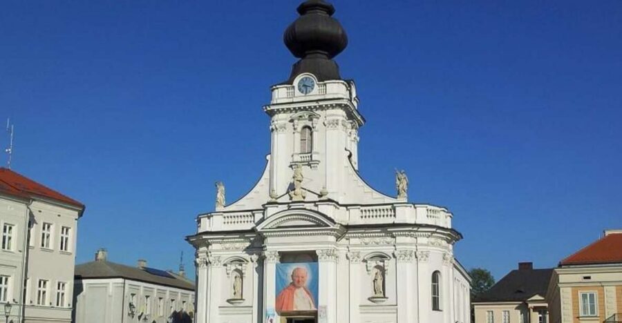 Wadowice, Kalwaria and Lagiewniki: John Paul II Tour - Wadowice: the family home and the baptism-and-confirmation church