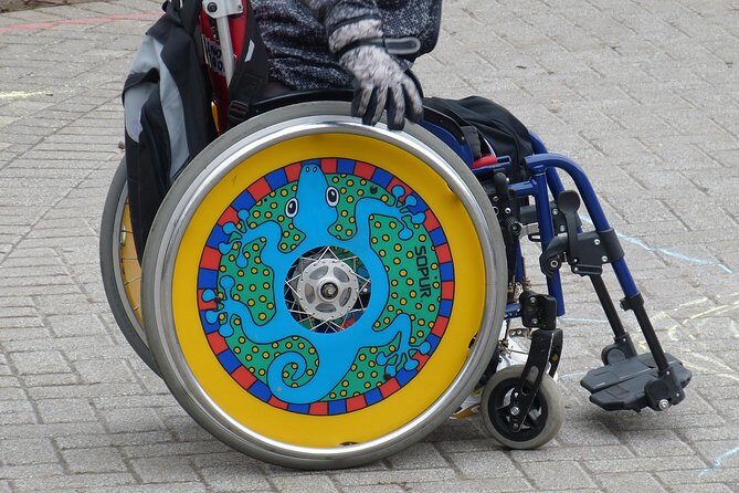Wheelchair accessible PRIVATE transfer to Auschwitz - Birkenau - Headphones and real accessibility limits
