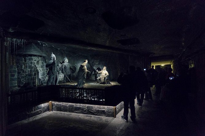 Wieliczka Salt Mine Best Value Shared Tour - The Half-Day Flow: Krakow Pickup, Minivan Ride, and Return to Town