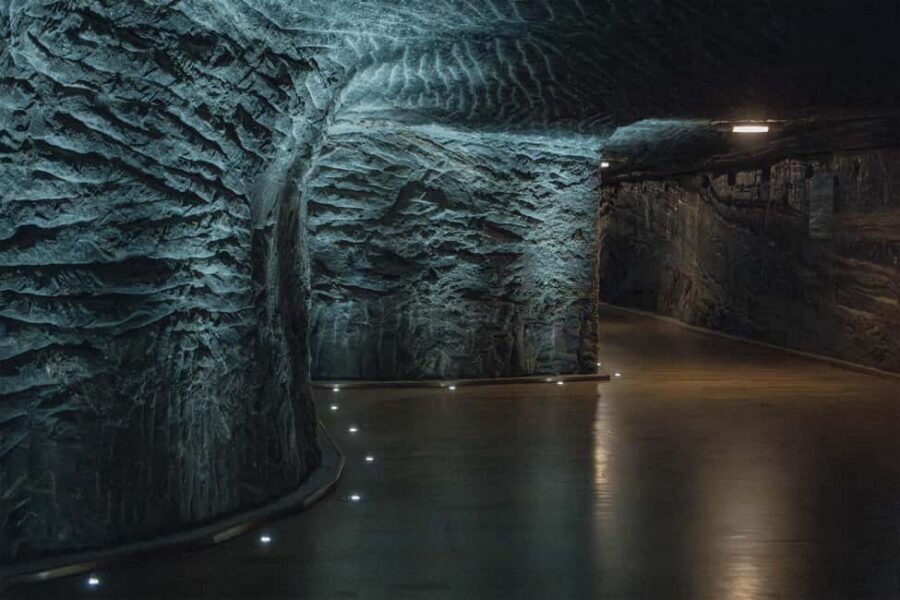 Wieliczka Salt Mine: Guided Tour Fast-Track Ticket - What’s Included (and What Costs Extra)