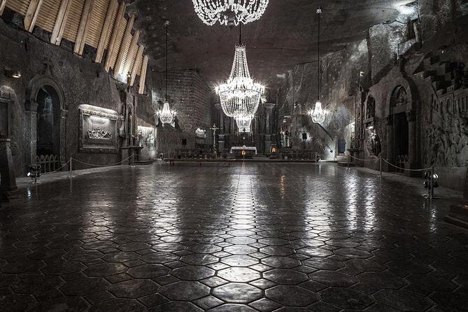 Wieliczka Salt Mines Tour - The underground experience starts the moment you step in