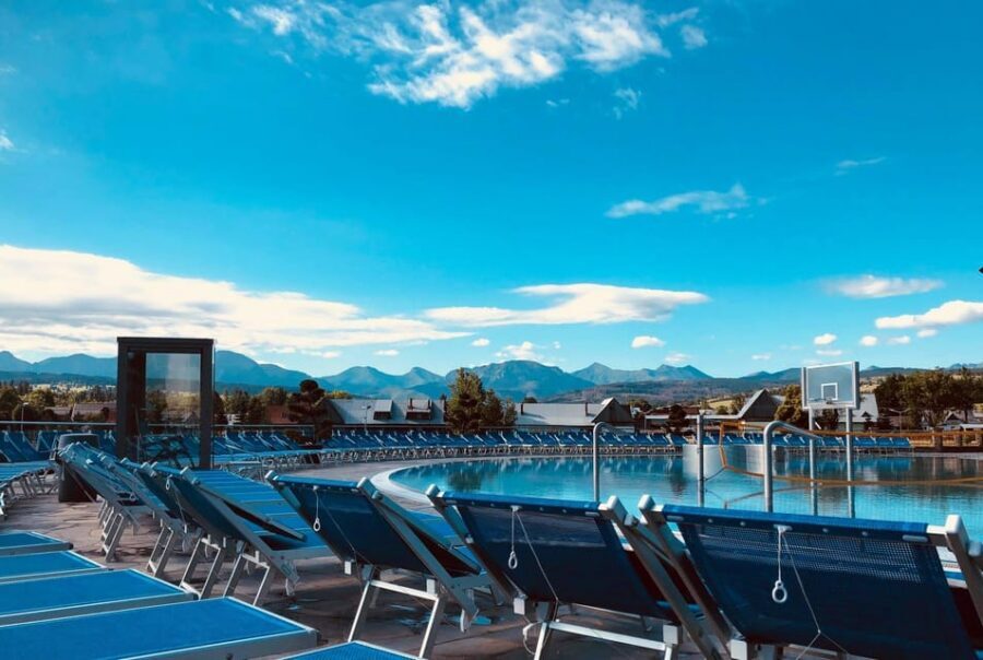 Zakopane: Chocholow Thermal Pools Entry with Hotel Transfer - Packing for Warm Water: Don’t Overthink It